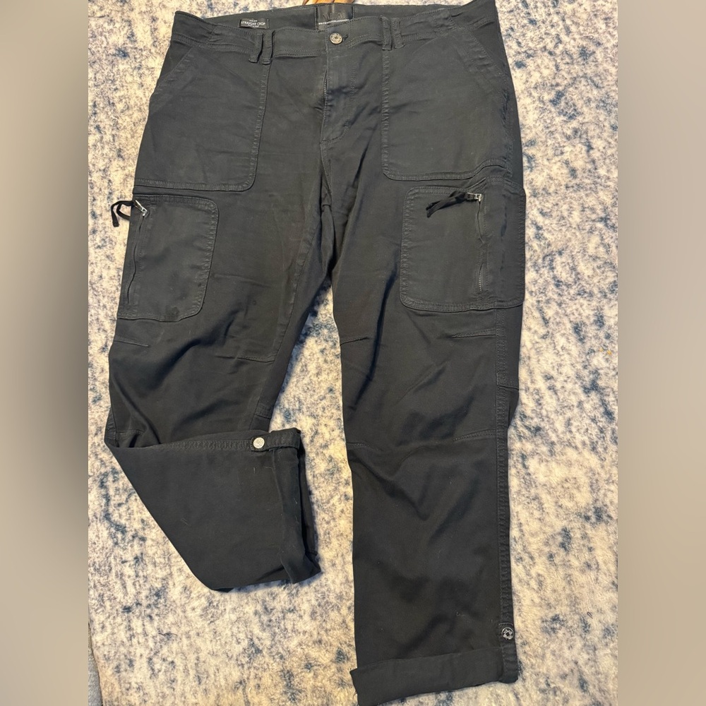 White House Black Market Women's Black Cargo Pants